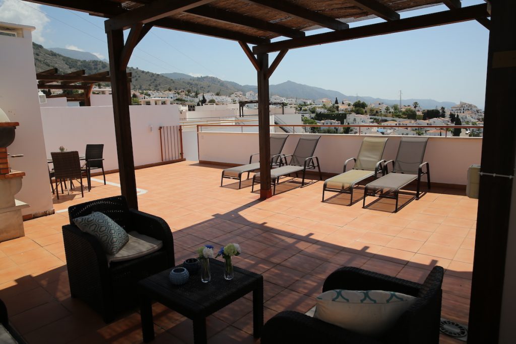 Andaluz Apartments terrace holiday apartment MDN06